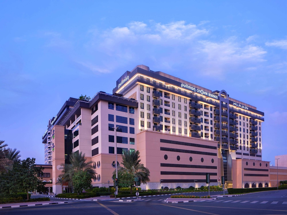 Pullman Dubai Creek City Centre Residences, Singapore