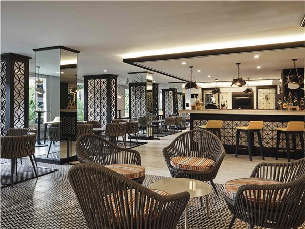 Photo of Mövenpick Resort & Spa Boracay, 5-star hotel in Aklan