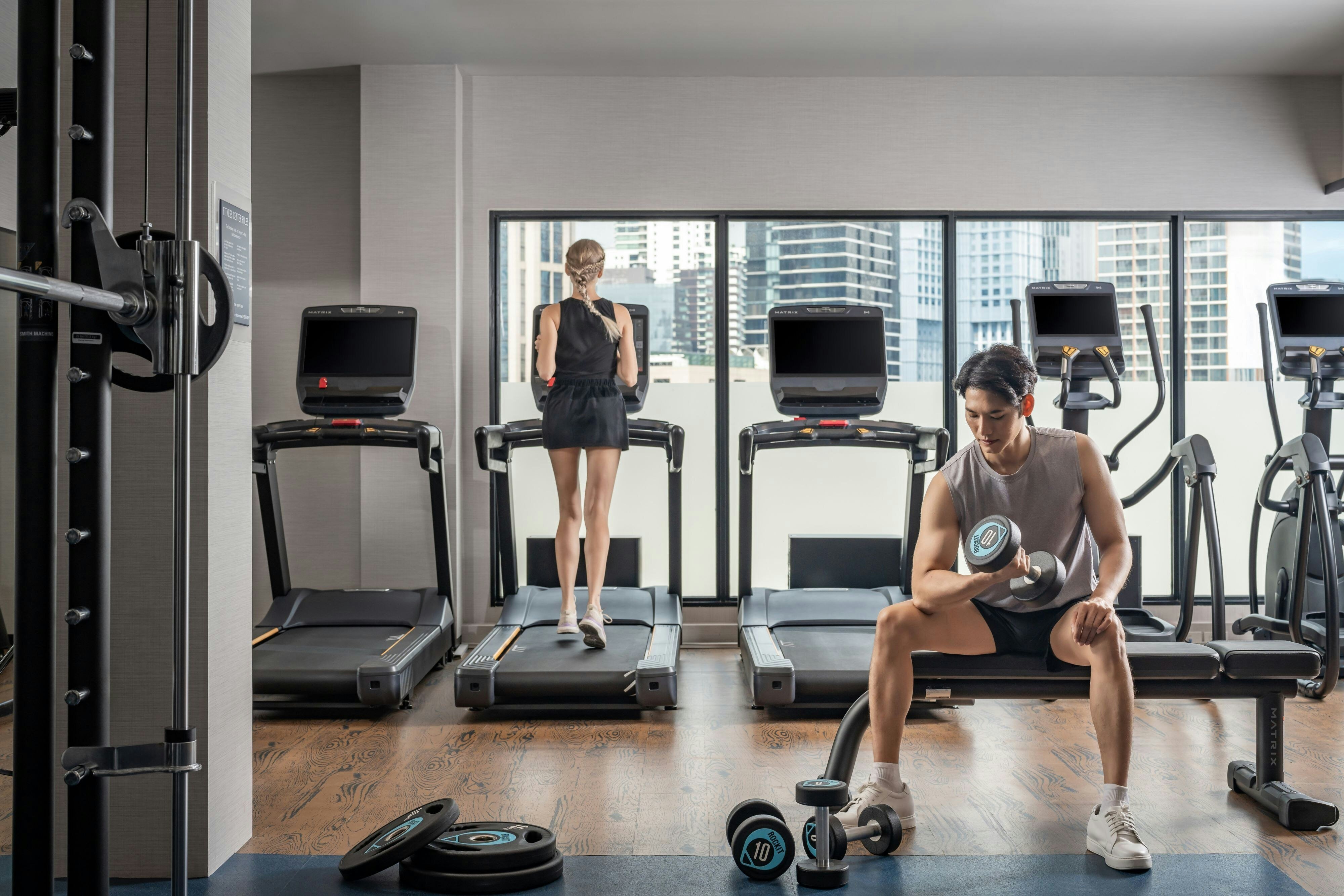 Four Points by Sheraton Bangkok, Sukhumvit 22, Singapore