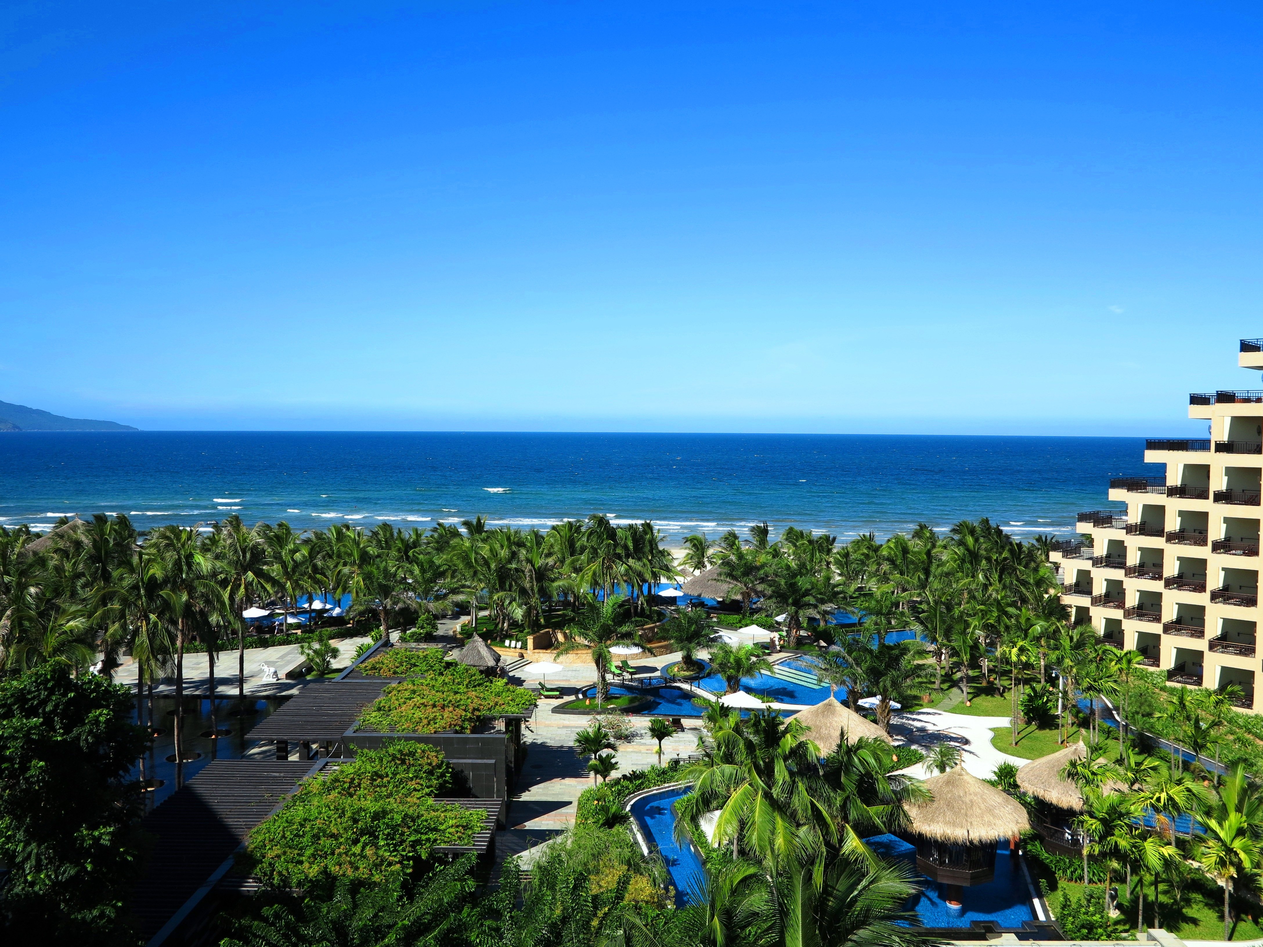 Crowne Plaza Danang by IHG, Singapore