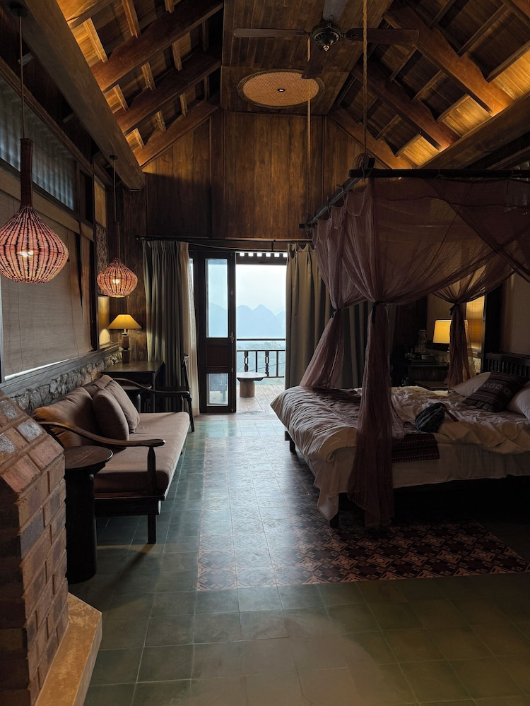 JARDIN de PULUONG RESORT & SPA, Singapore