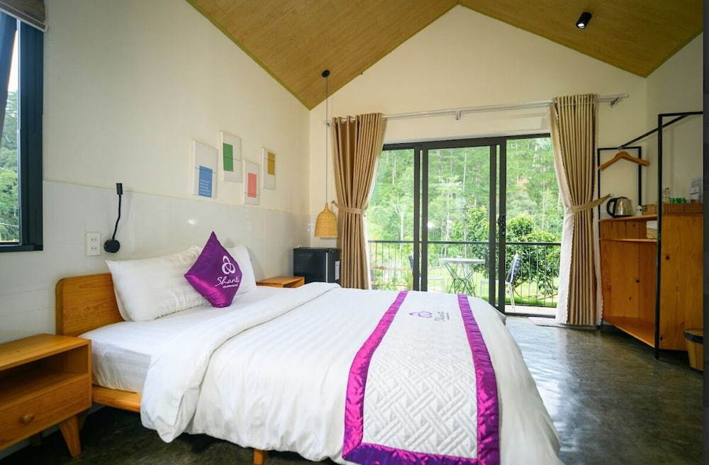 Shanti Wellness Sanctuary Da Lat, Singapore