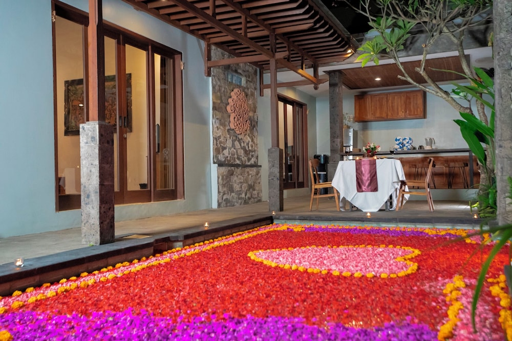  Kusuma Living and Villa Seminyak, Singapore