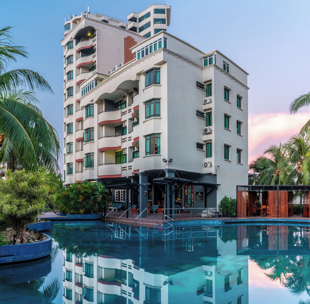 Century Bay Private Residences, Singapore