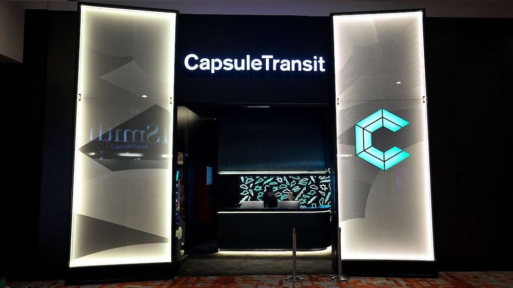 Capsule Transit KLIA2 Airside, Singapore