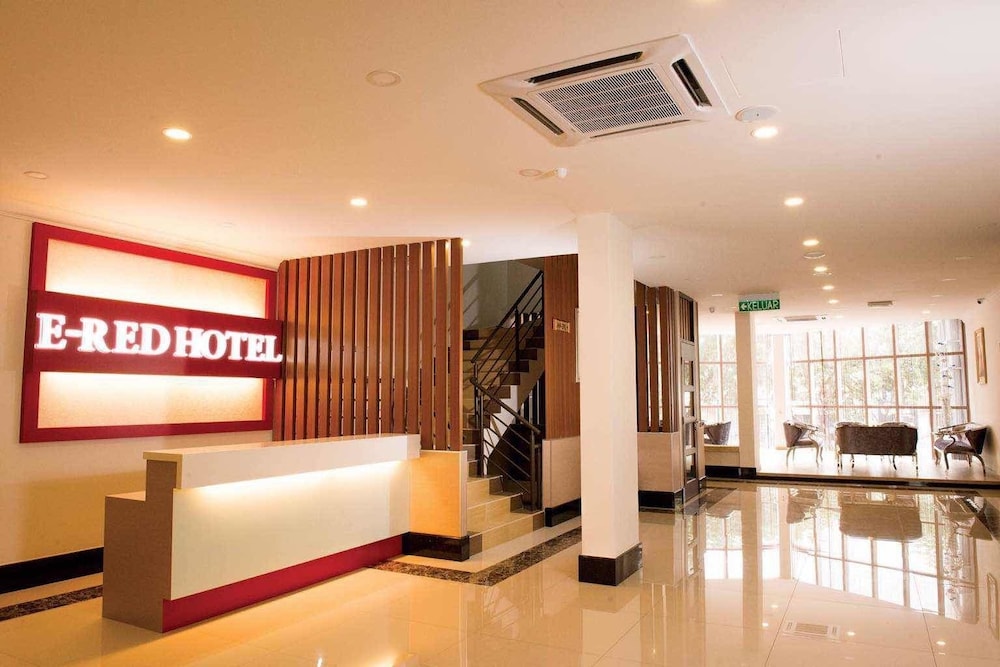 ERNES Hotel Alma Bukit Mertajam, Singapore