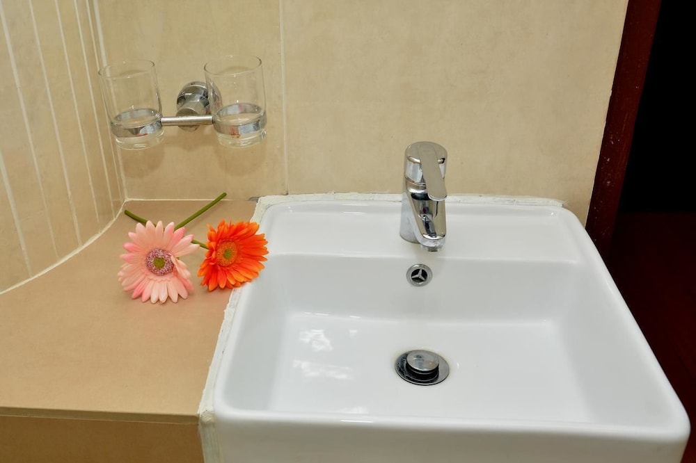 Photo of Muarar 99 Hotel, 3-star hotel in Muar