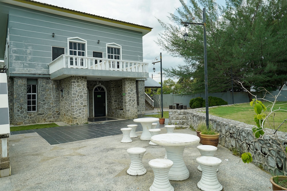 Photo of Hotel O Bangi Sri Minang Guesthouse, 2-star hotel in Kuala Lumpur (and vicinity)