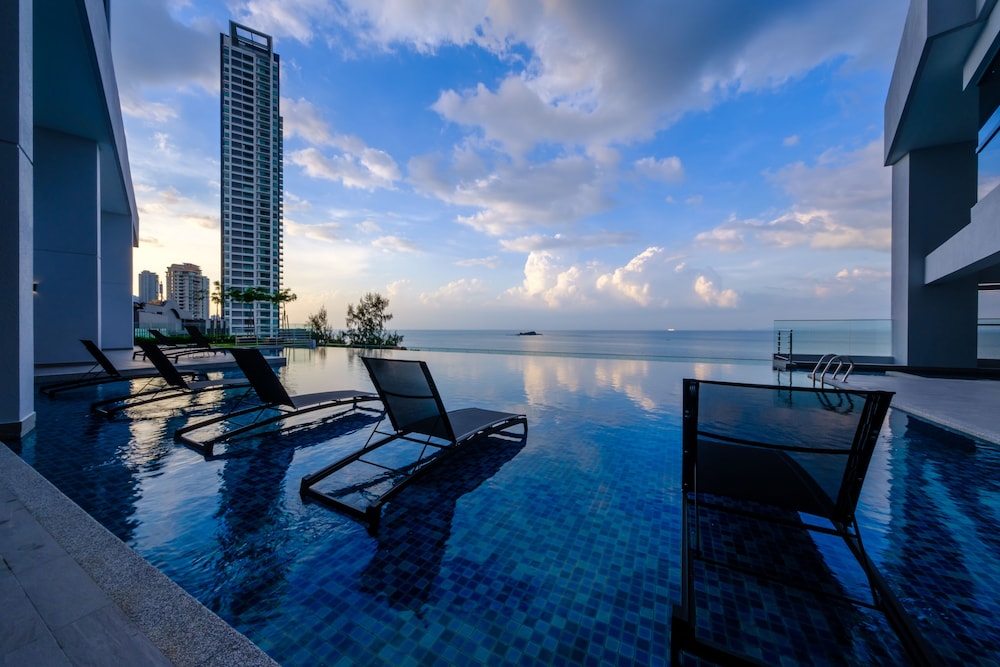 Tanjung Point Residences, Singapore