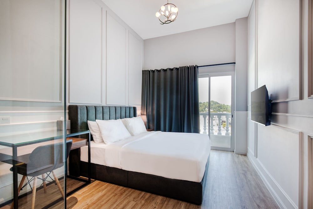 Wesley Hotel, Singapore