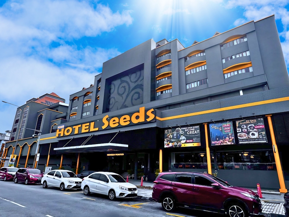 Seeds Hotel Premier Sri Petaling, Singapore