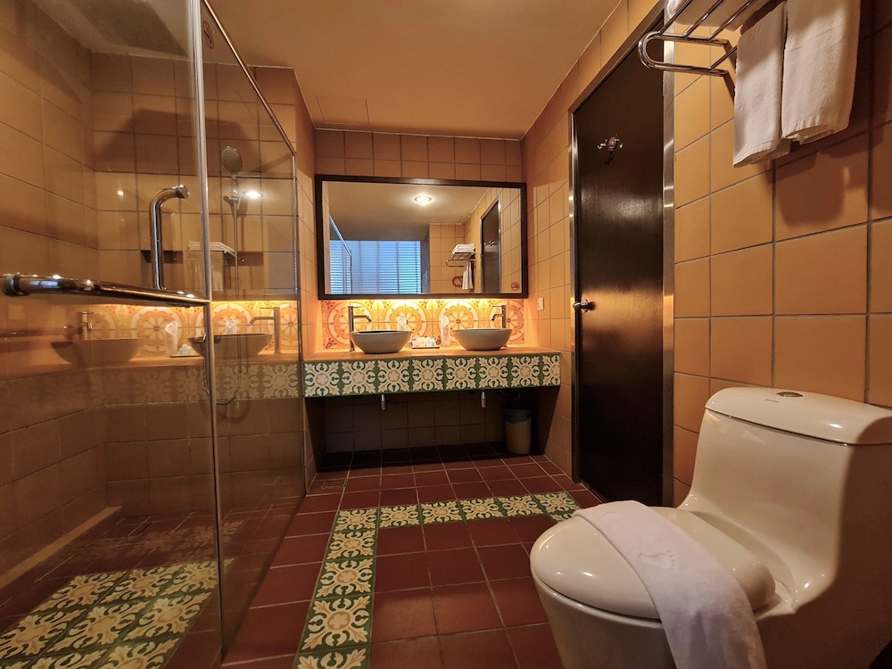 Photo of Swan Garden Hotel, 3-star hotel in Malacca