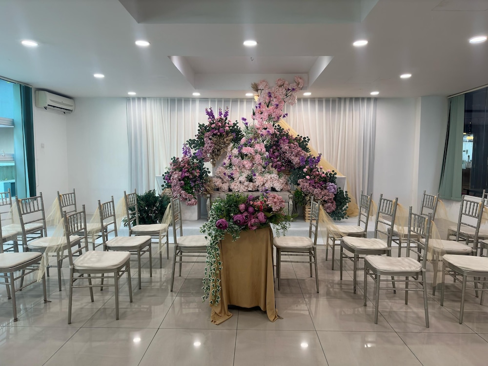 D'Embassy Serviced Residence Suites, Singapore