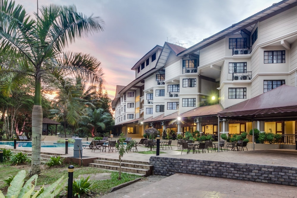 ēRYA by SURIA Cherating, Singapore