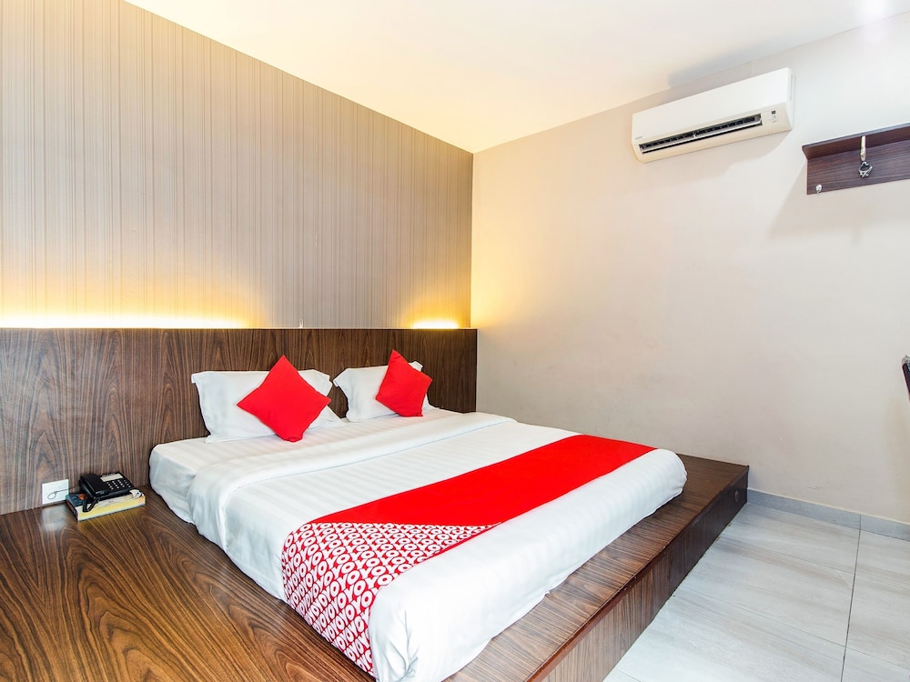 Hotel O 340 Comfort Hotel exterior, 2-Star hotel in Klang