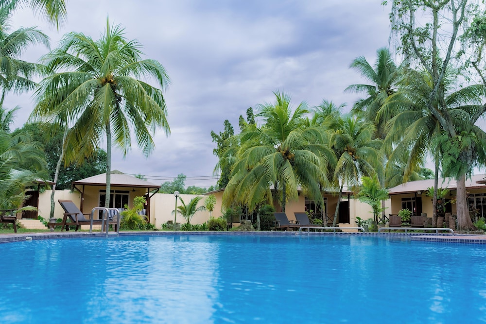 Langkah Syabas Beach Resort, Singapore
