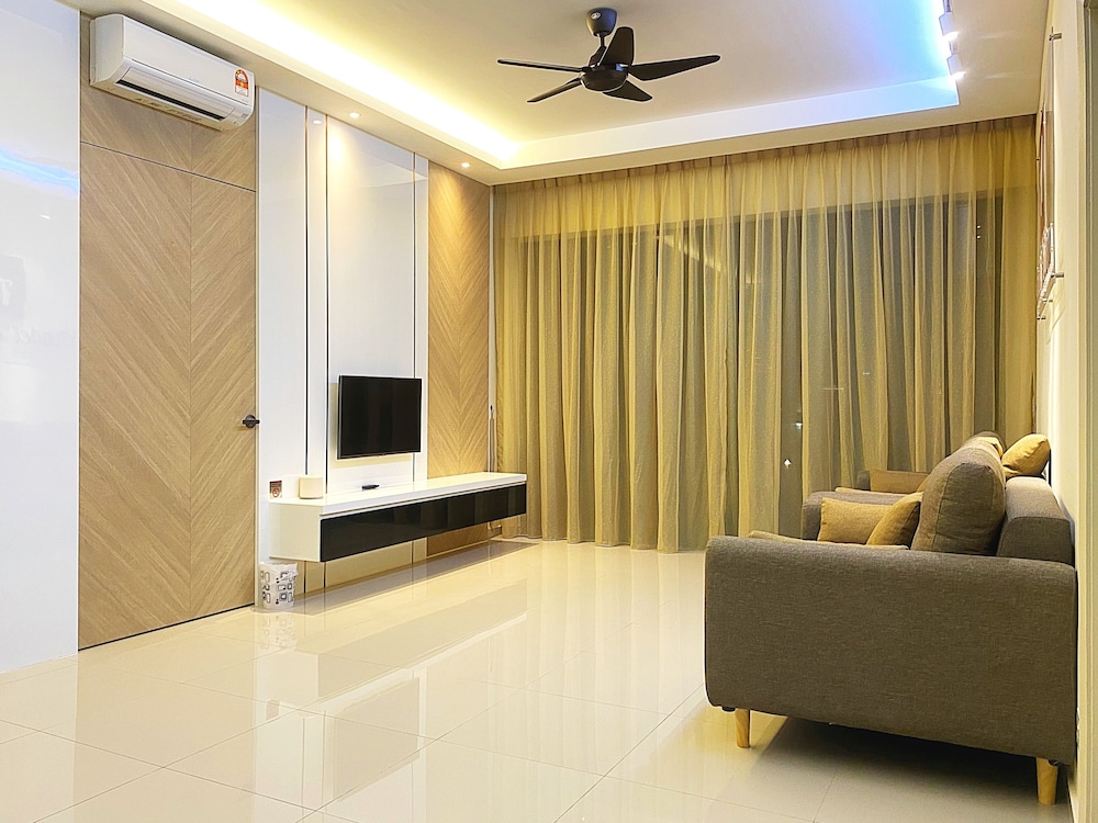 Amadel Residence, Singapore
