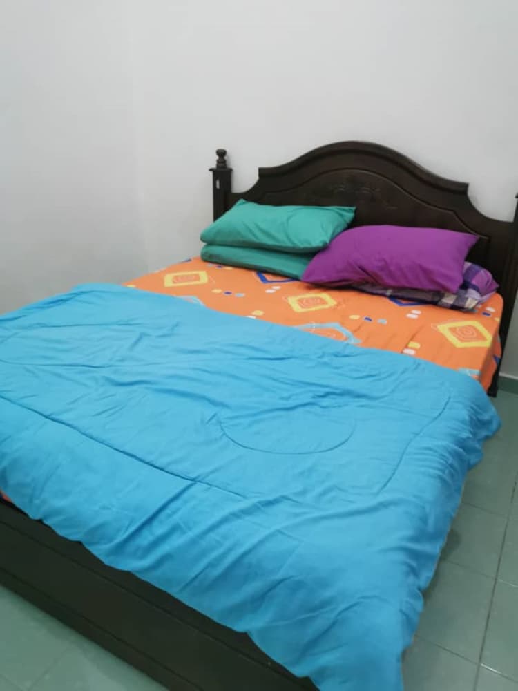Teratak Tuan Muda Homestay, Singapore