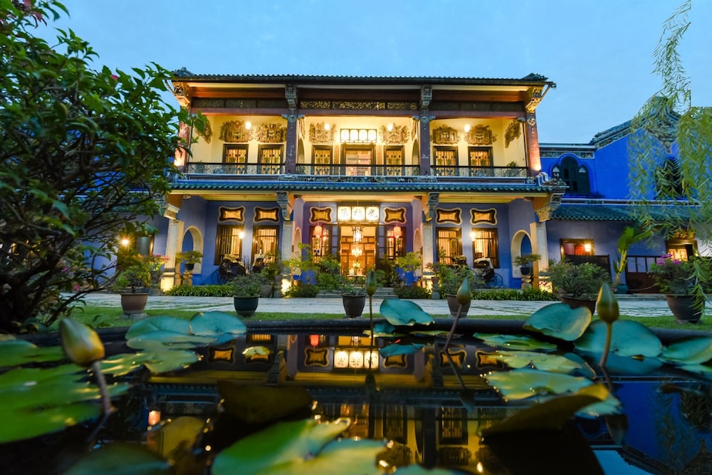 Cheong Fatt Tze - The Blue Mansion, Singapore