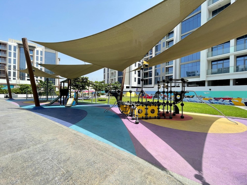 Photo of Hyatt Place Dubai Jumeirah Residences, 5-star hotel in Bur Dubai