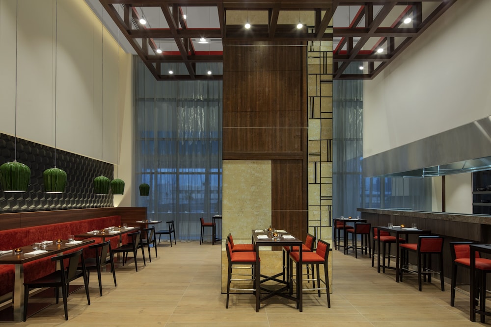 Photo of Hyatt Place Dubai Jumeirah Residences, 5-star hotel in Bur Dubai