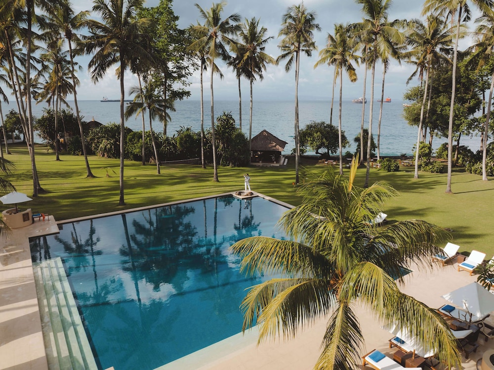 Alila Manggis, Bali, Singapore