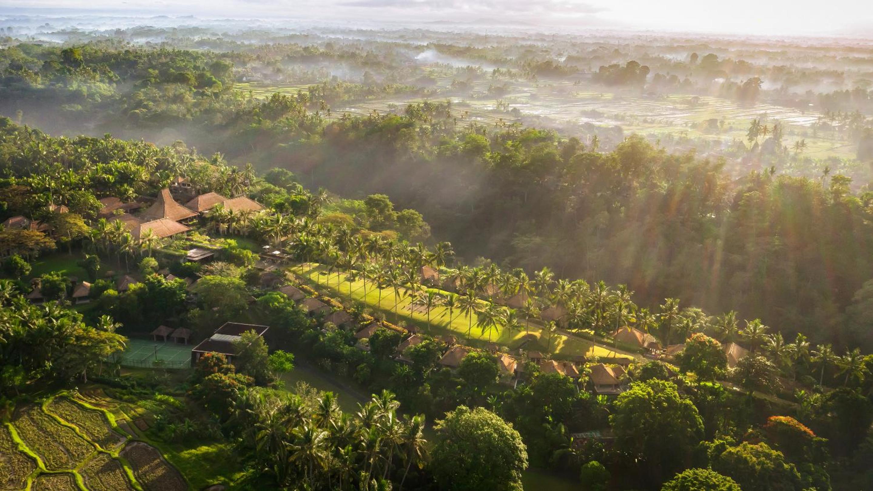 Maya Ubud Resort and Spa, Singapore