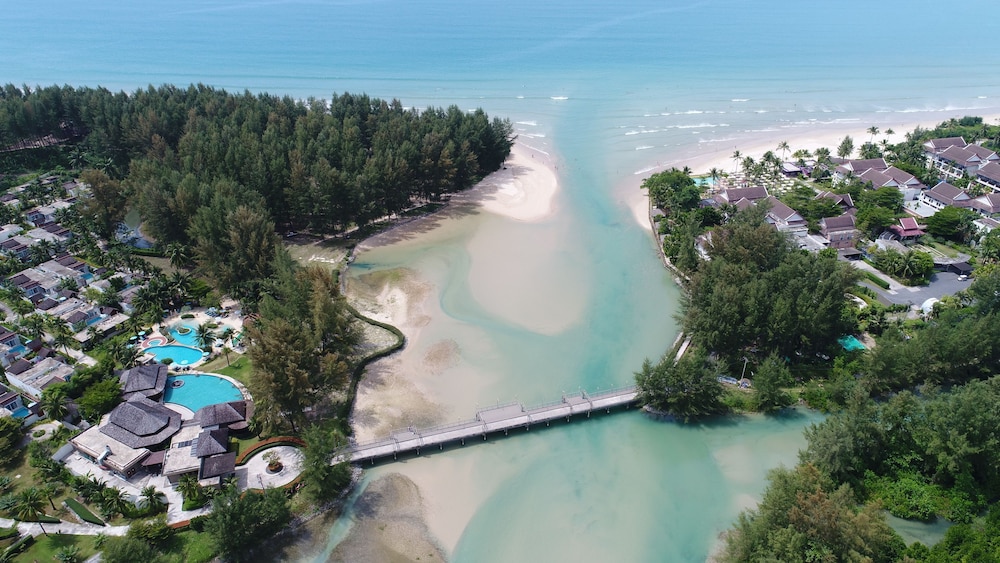 APSARA Beachfront Resort and Villa, Singapore