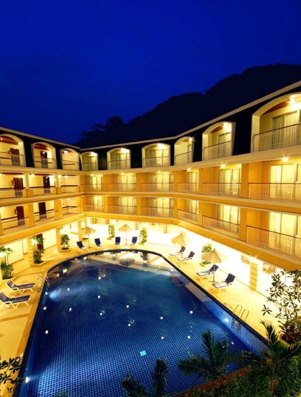 Kalim Resort, Singapore