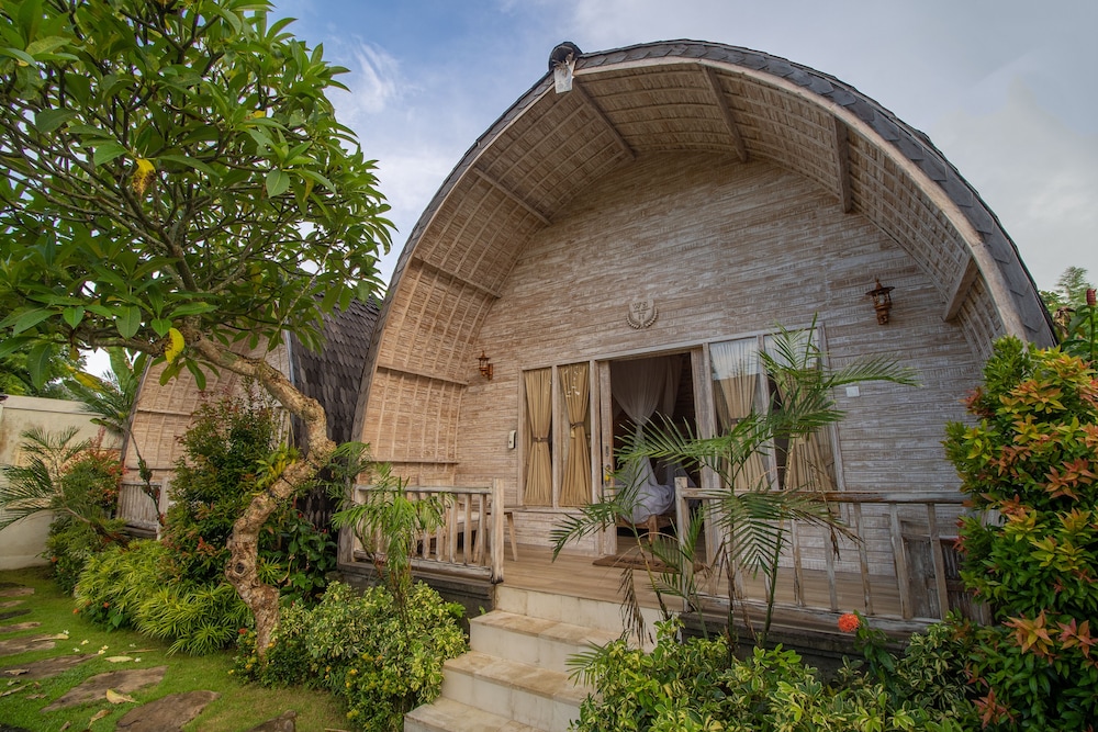 Wana Shanti Villa, Singapore