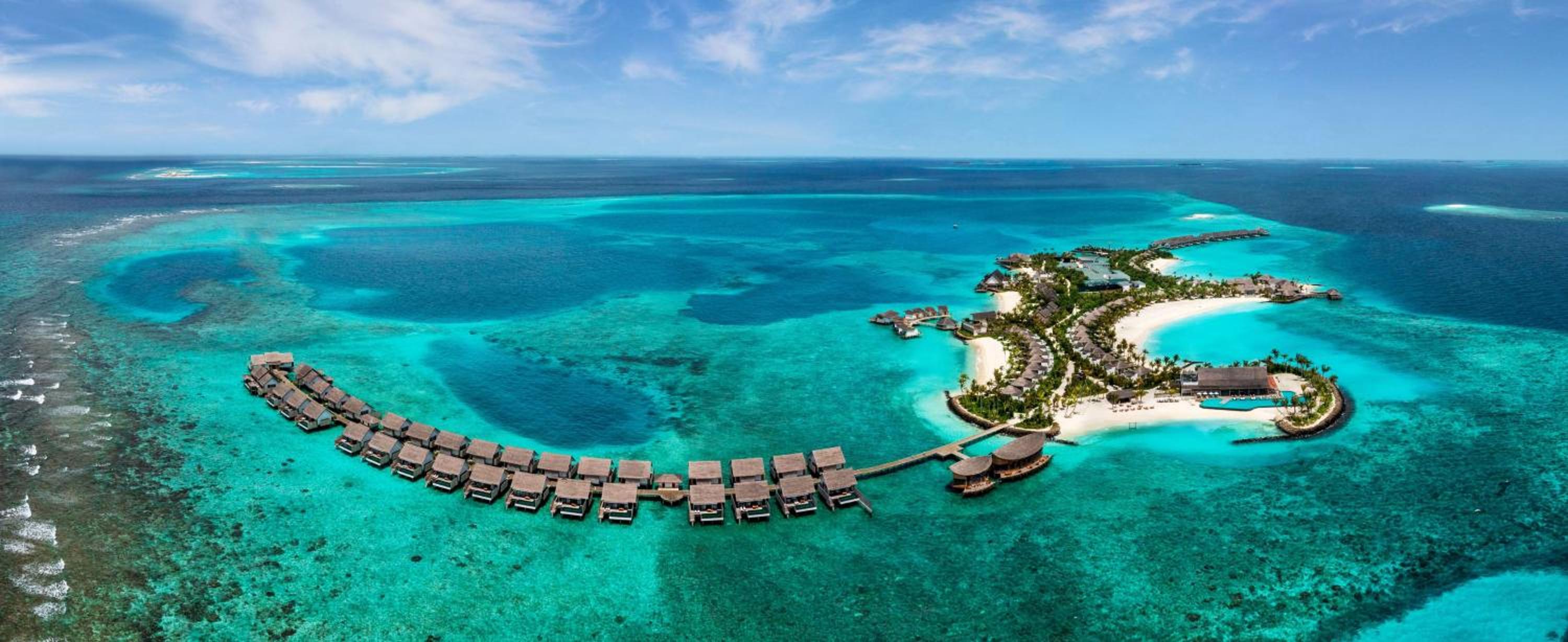 Hilton Maldives Amingiri Resort & Spa, Singapore