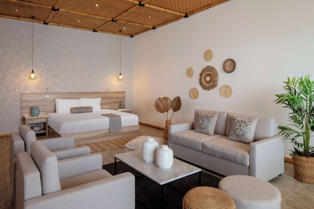 Photo of Anantara World Islands Dubai Resort, 5-star hotel in Dubai