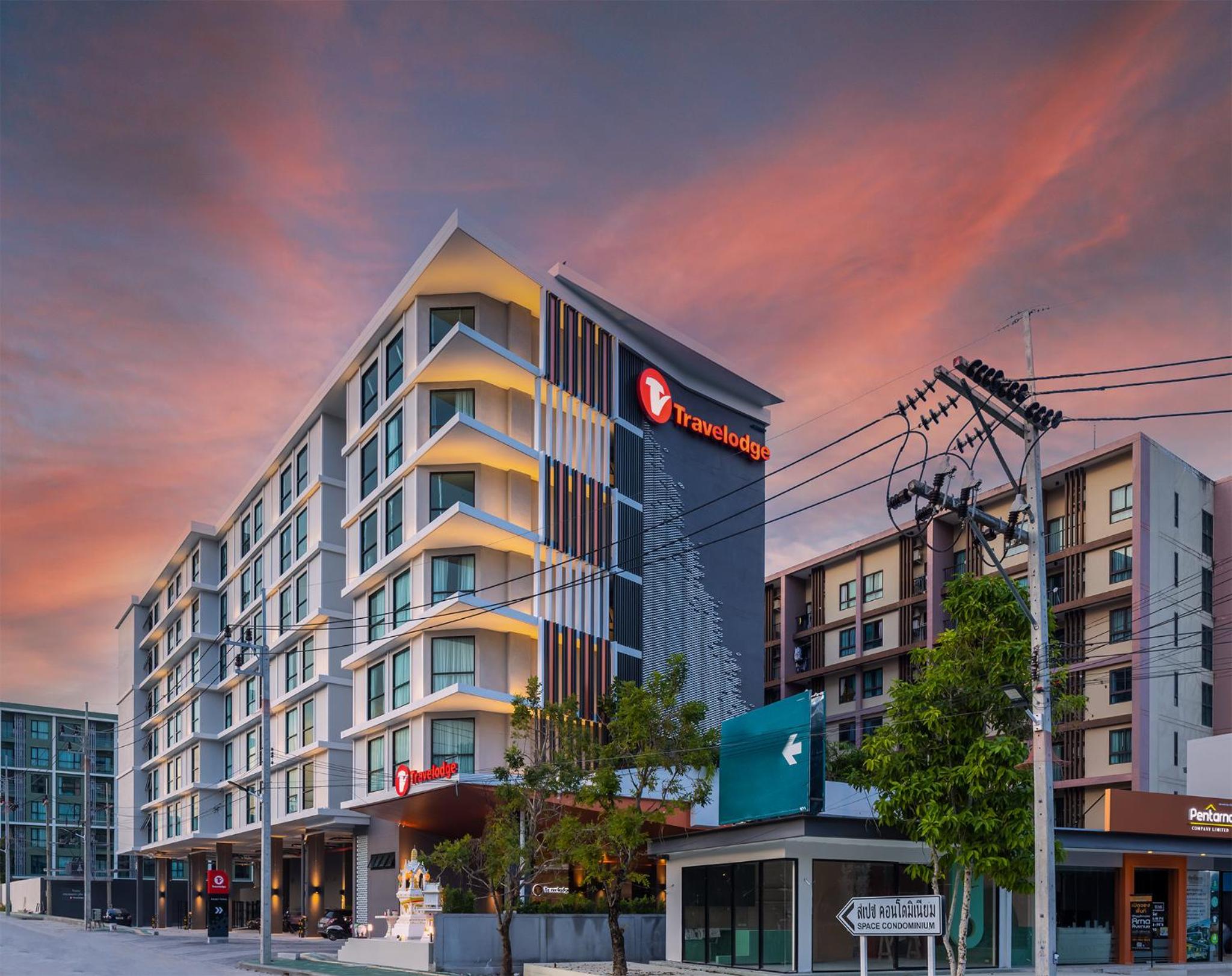Travelodge Phuket Town, Singapore