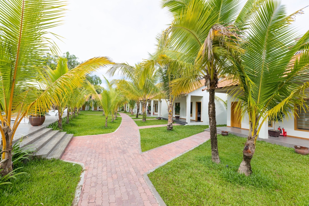 Coco Garden Resort Phu Quoc, Singapore