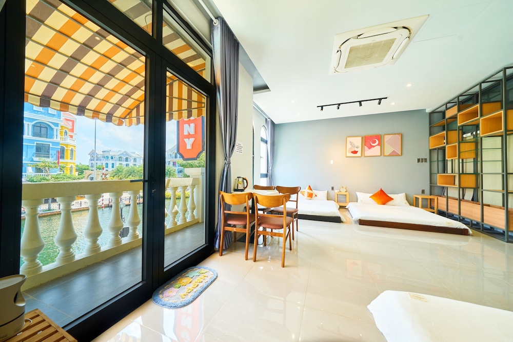 LIA HOMESTAY GRAND WORLD PHU QUOC, Singapore