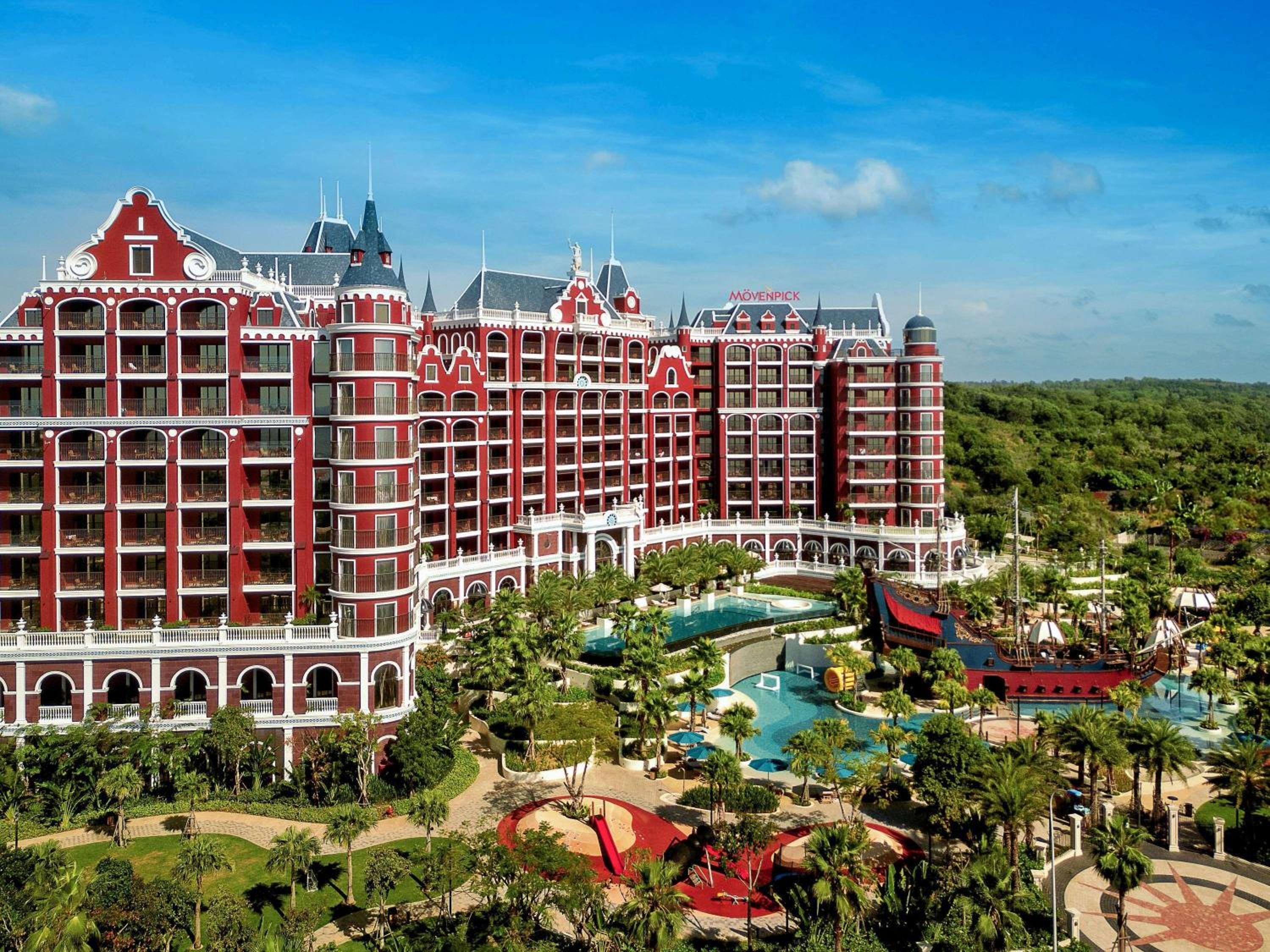 Mövenpick Resort Phan Thiet, Singapore