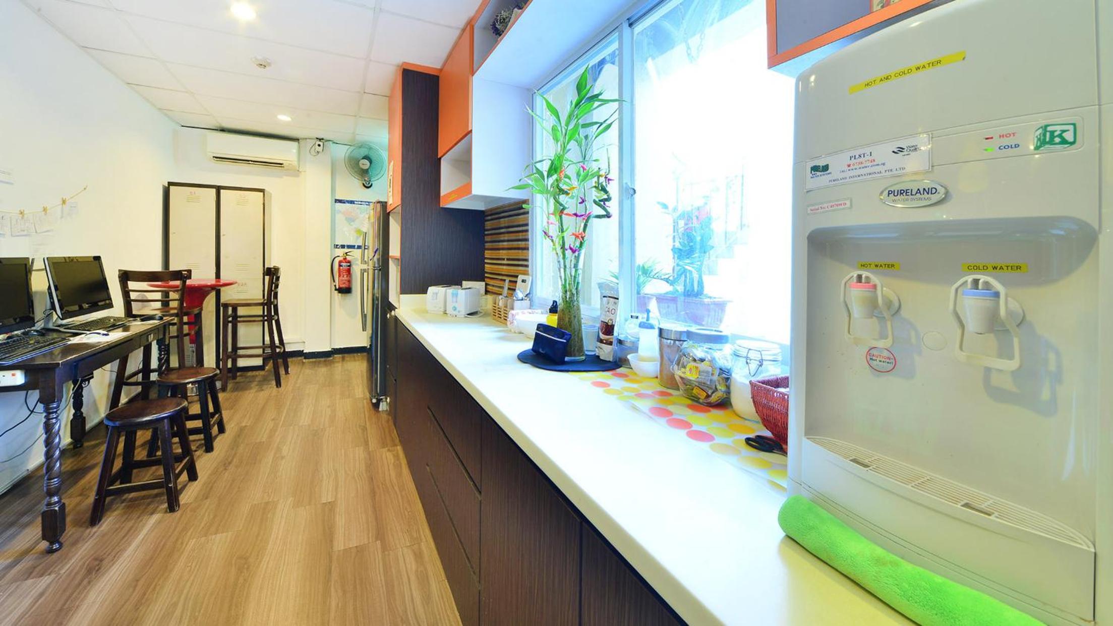 River City Inn, Singapore