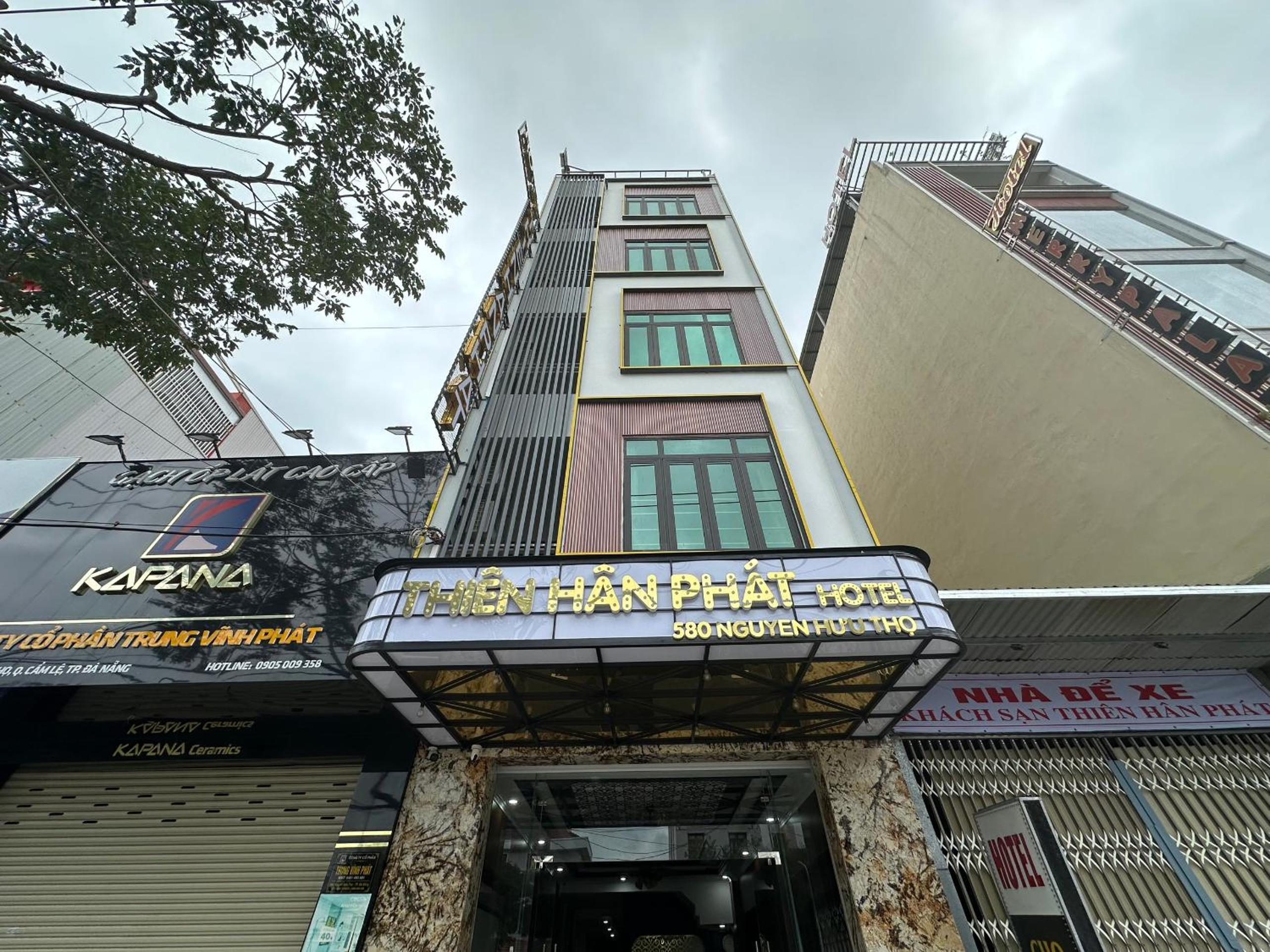 Thien Han Phat Hotel, Singapore