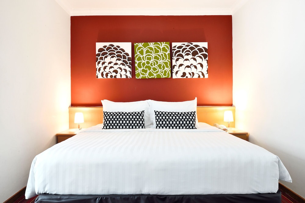 Service Residence at Stevens, Singapore