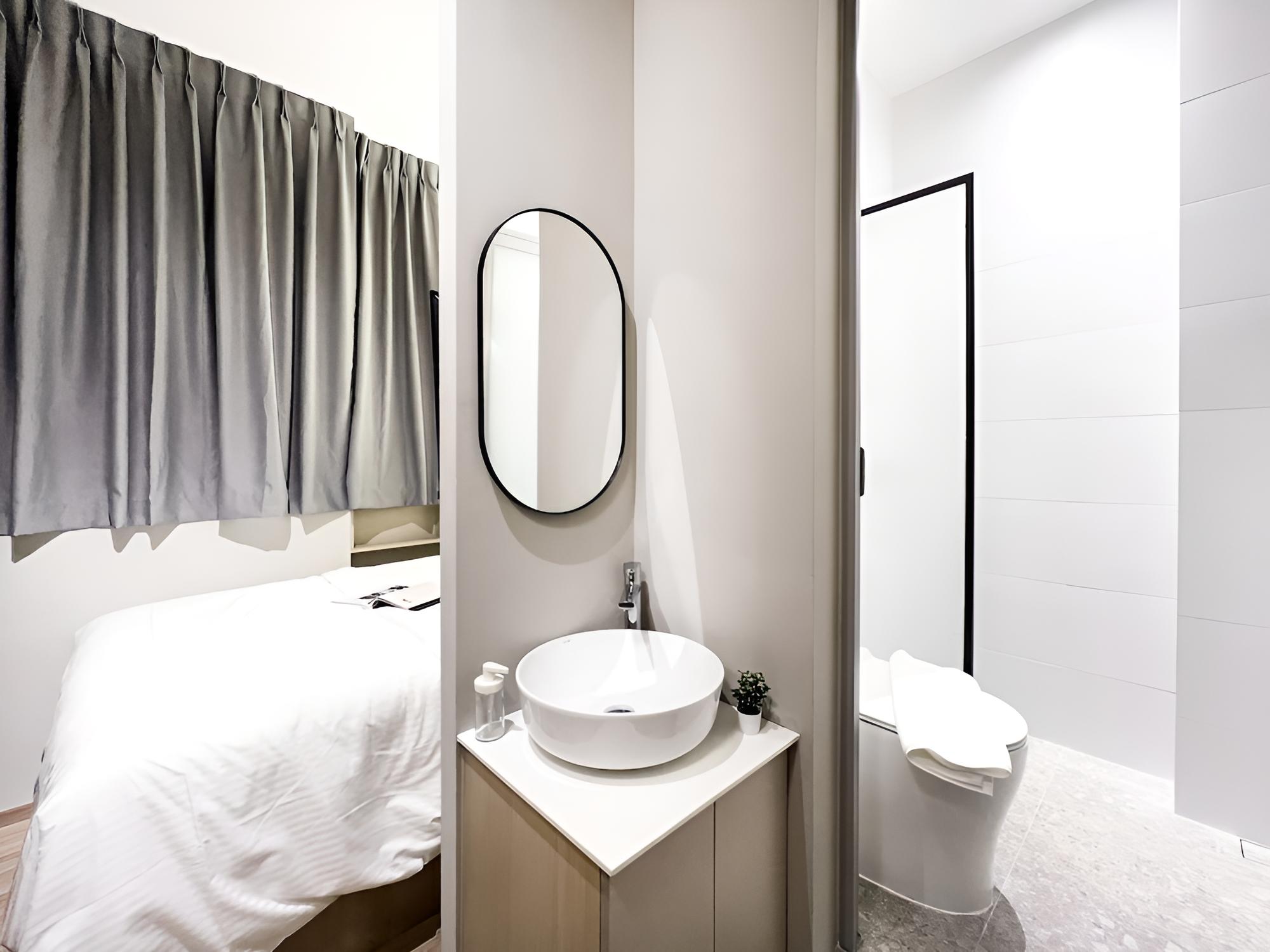 Coliwoo Hotel Gay World, Singapore