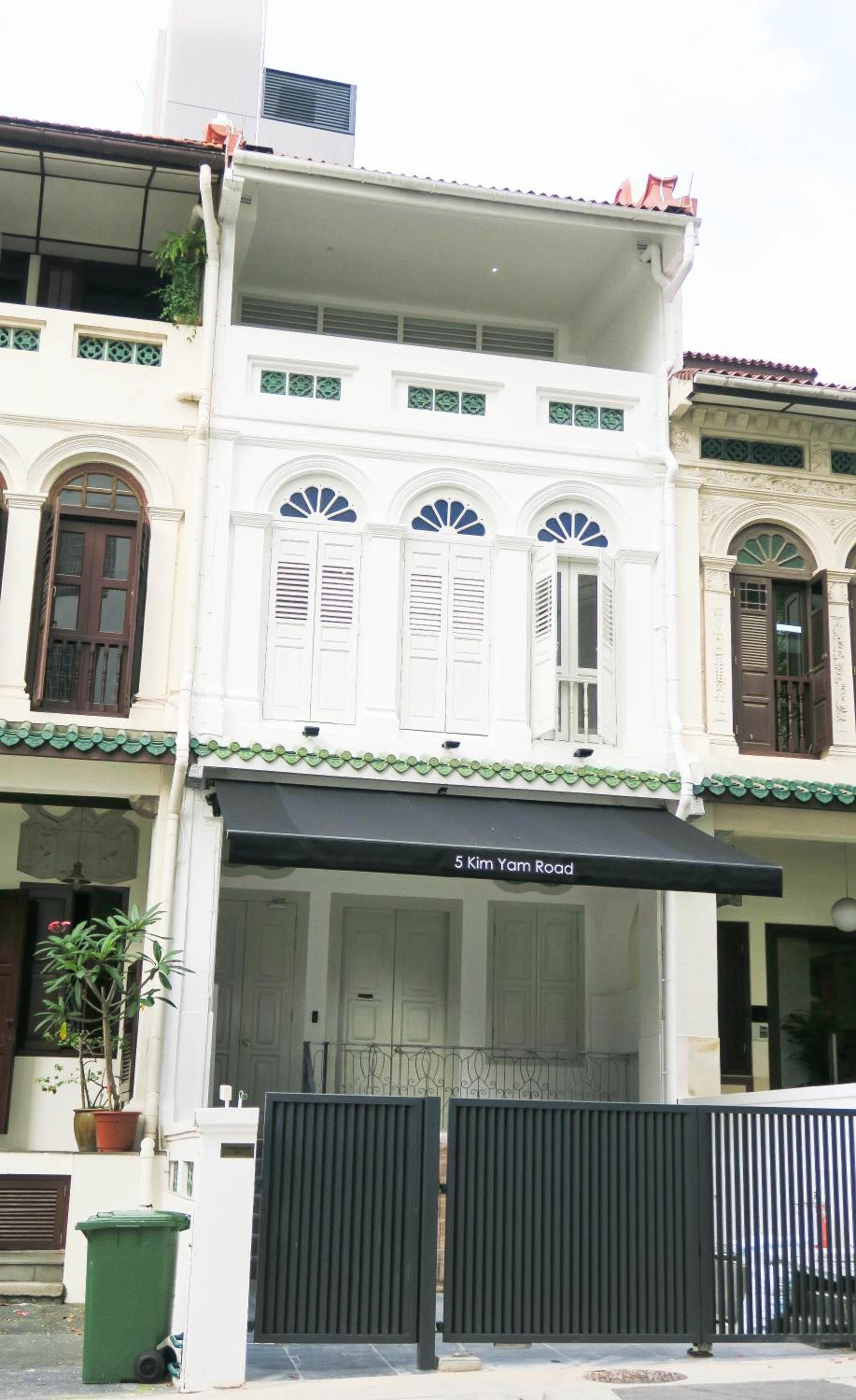 Comfy Studio 2 by Ong Realty, Singapore