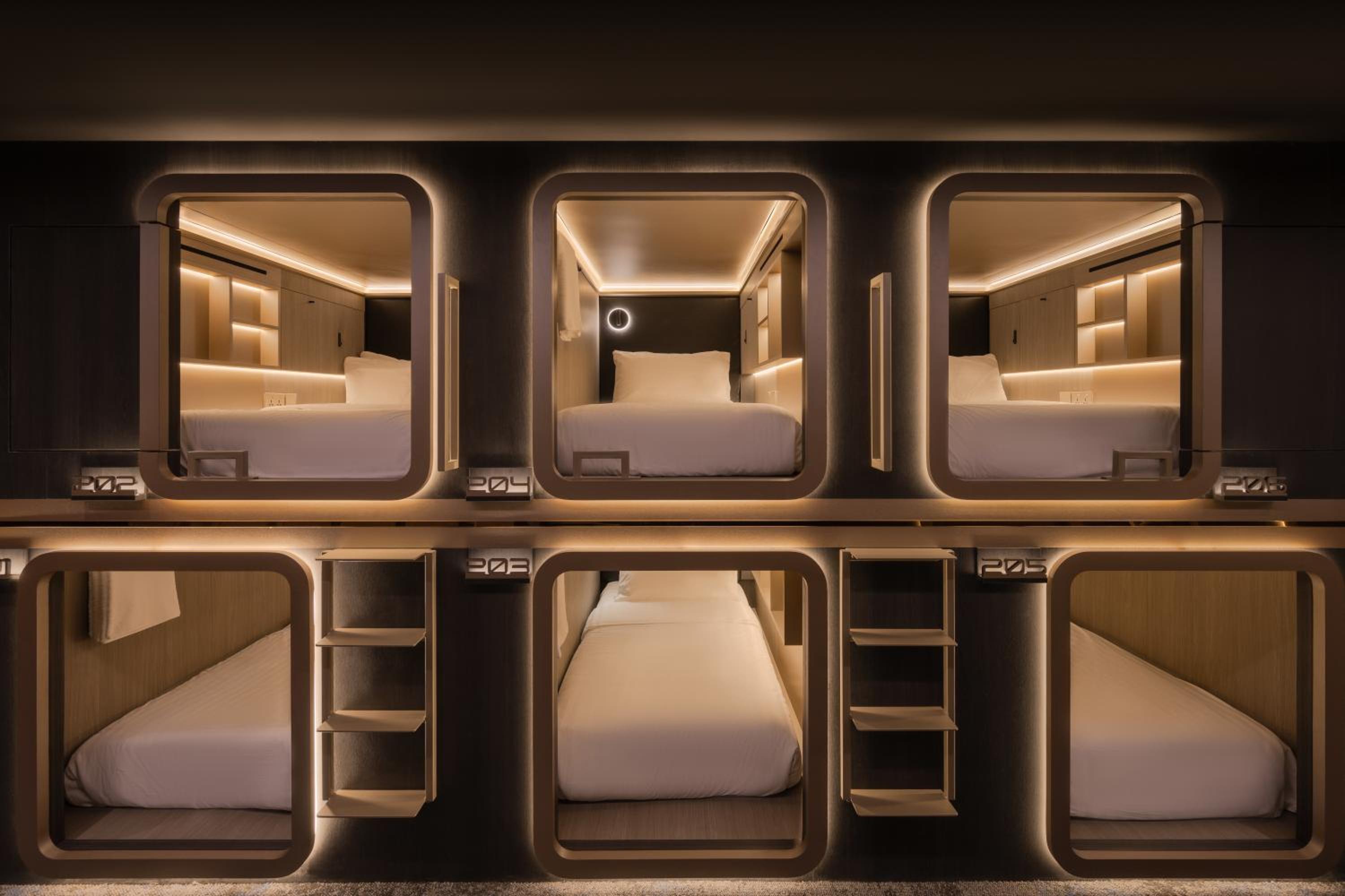 Cube Social Boutique Capsule Hotel at Boat Quay, Singapore