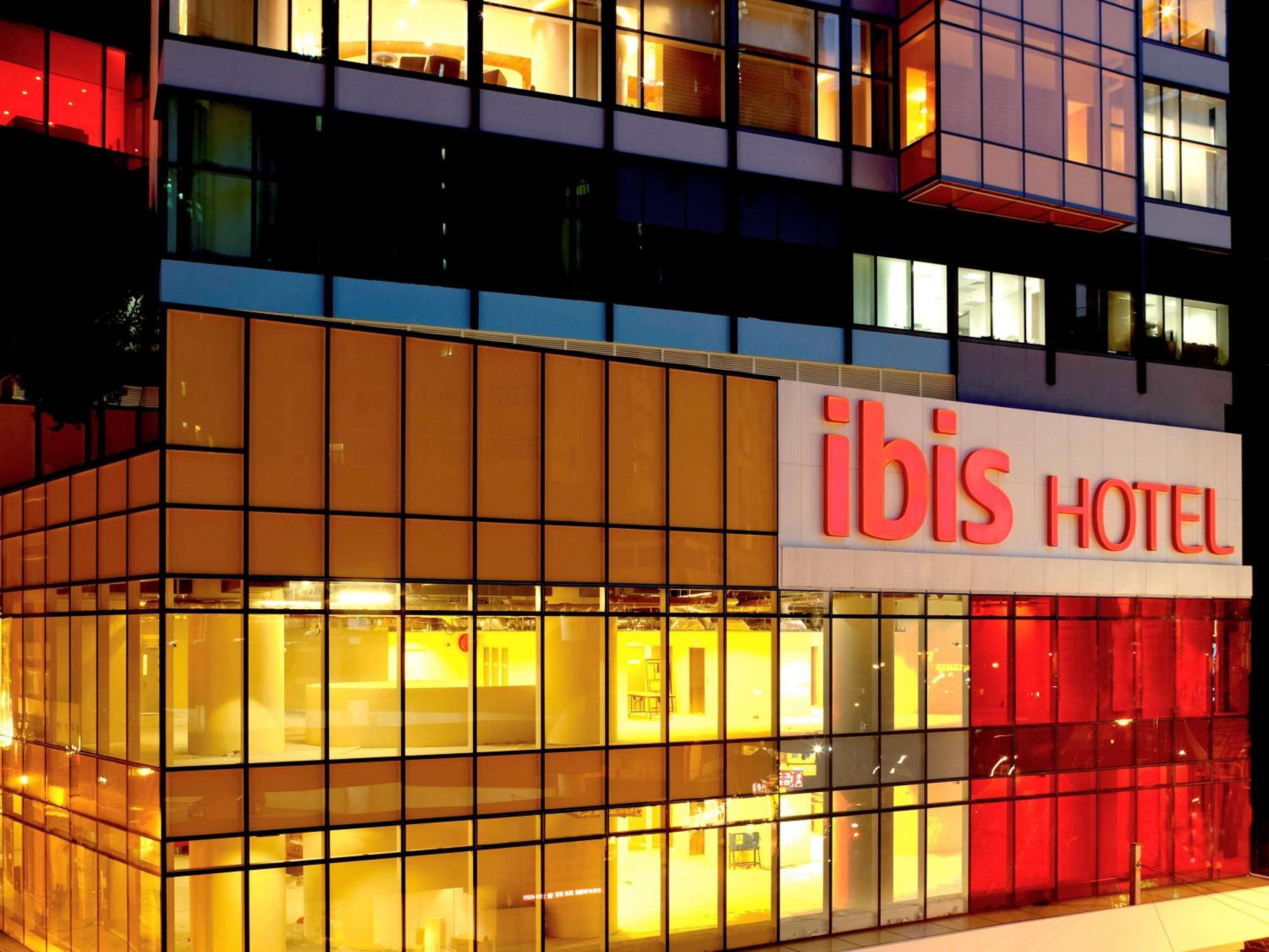 ibis Hong Kong Central and Sheung Wan Hotel, Singapore