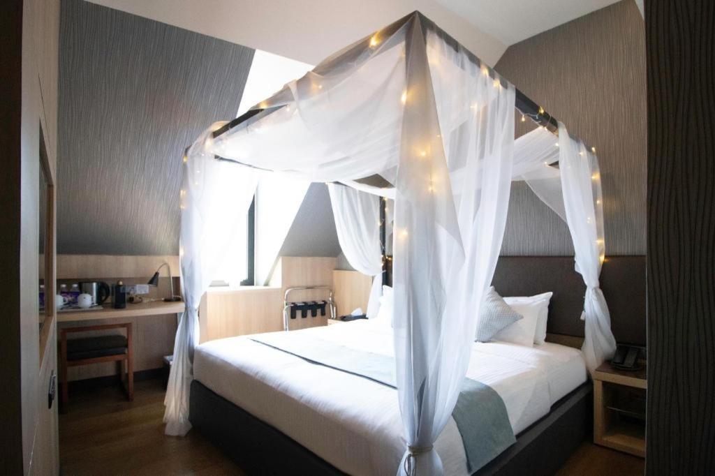 Hotel NuVe Stellar, Singapore
