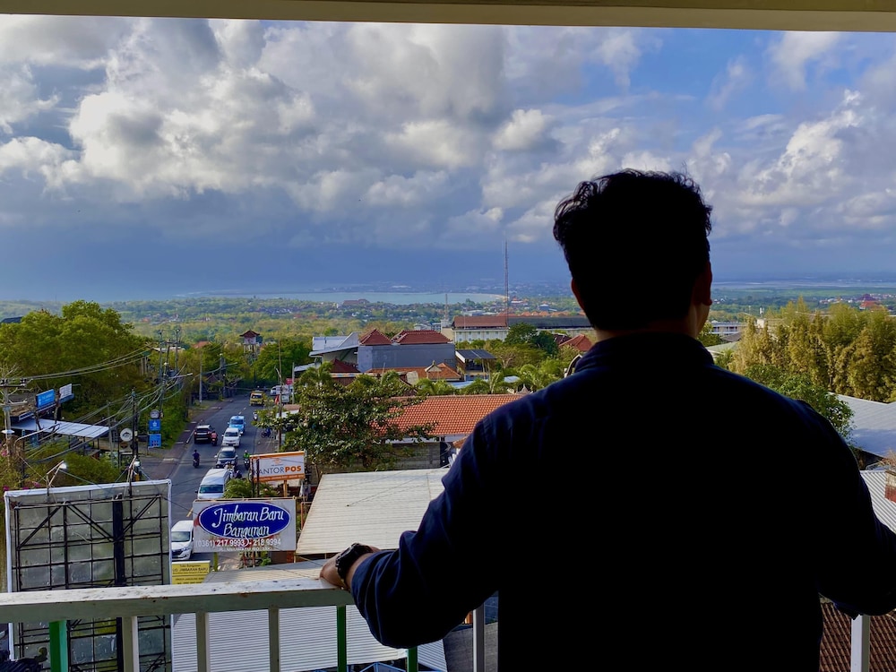 MaxOneHotels at Bukit Jimbaran, Singapore