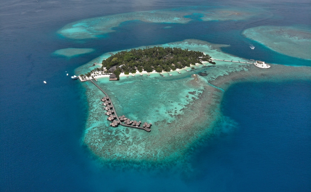 Nika Island Resort & Spa, Singapore
