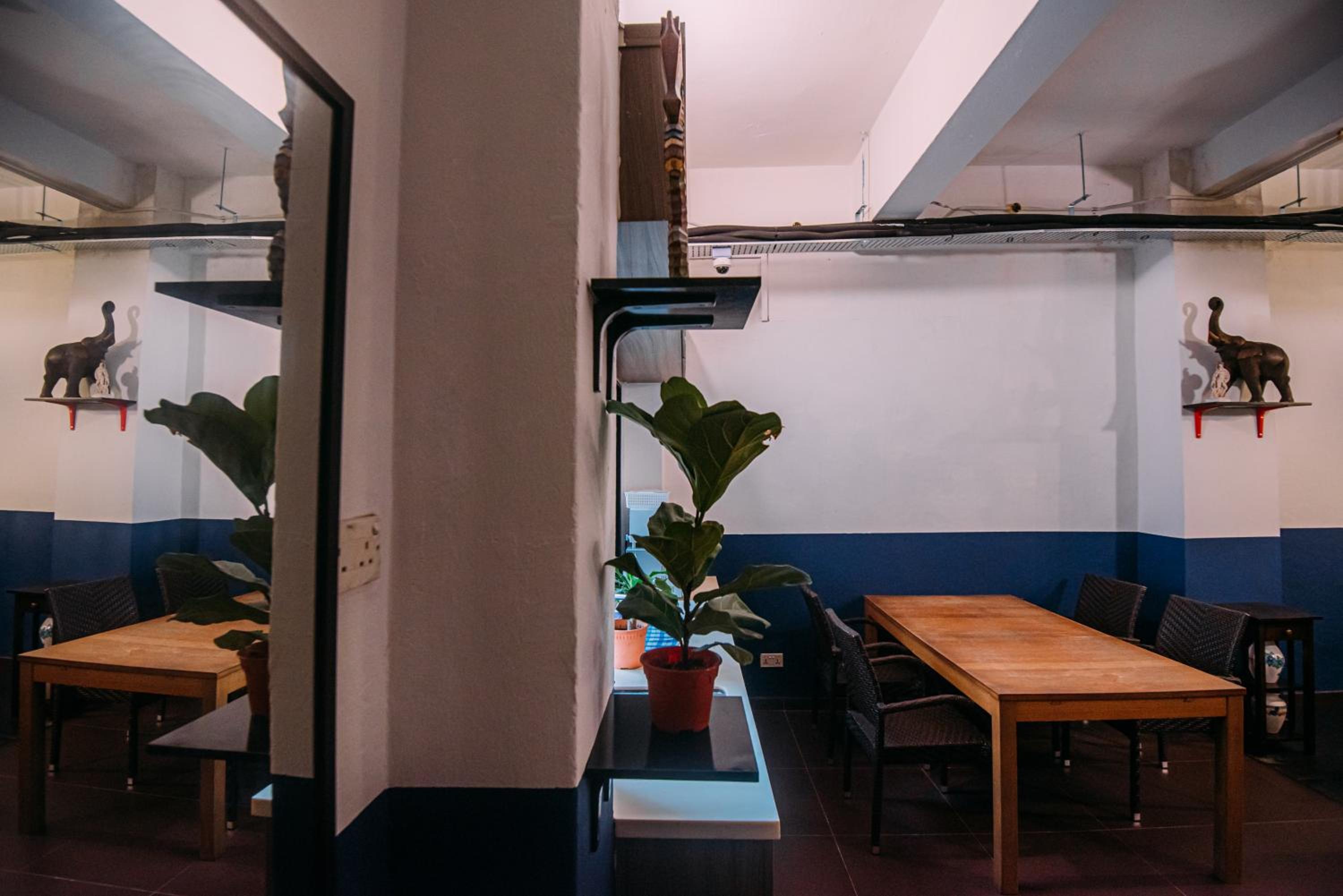 Bluewaters Pods 38 Hongkong St, Singapore