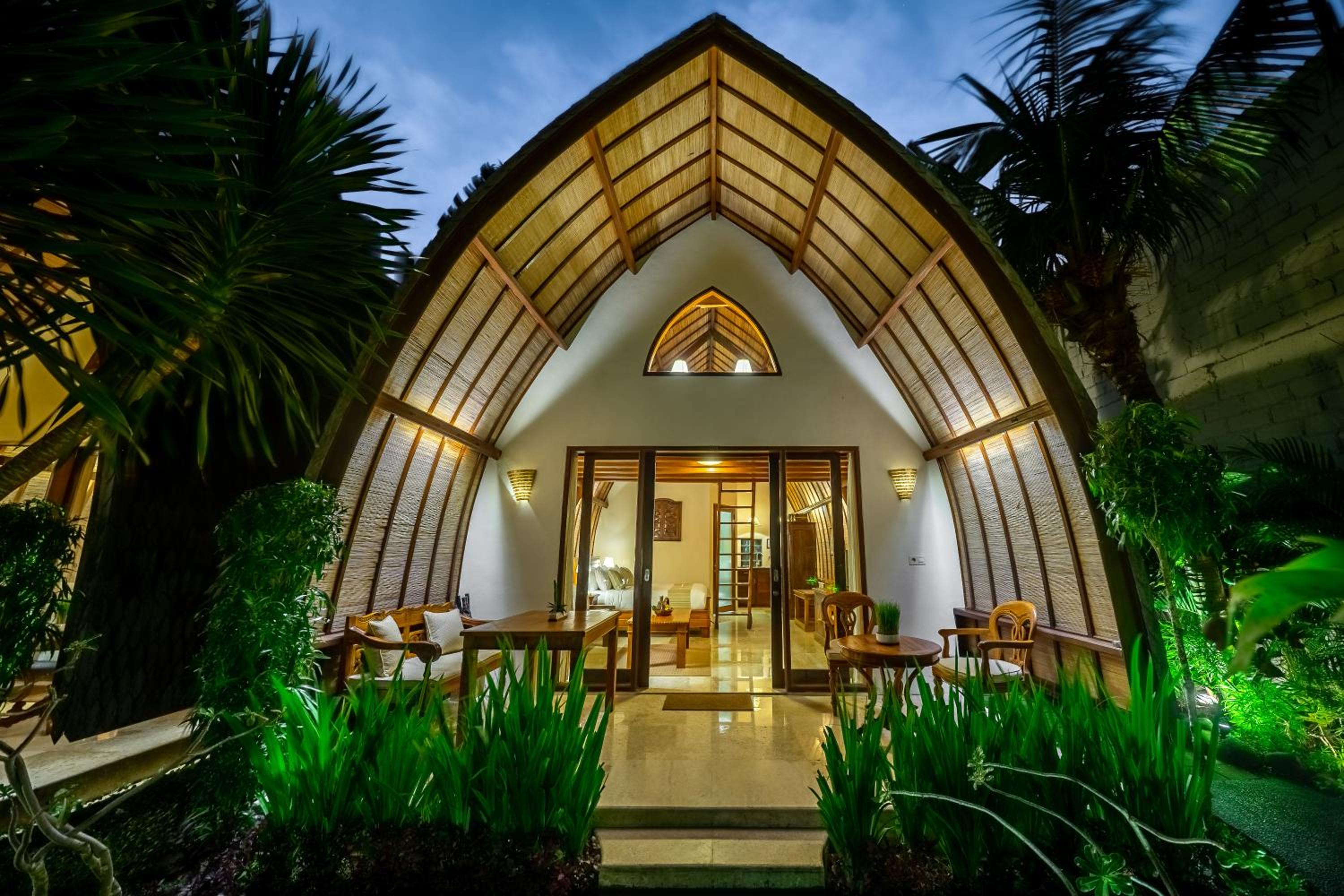 Klumpu Bali Resort, Singapore