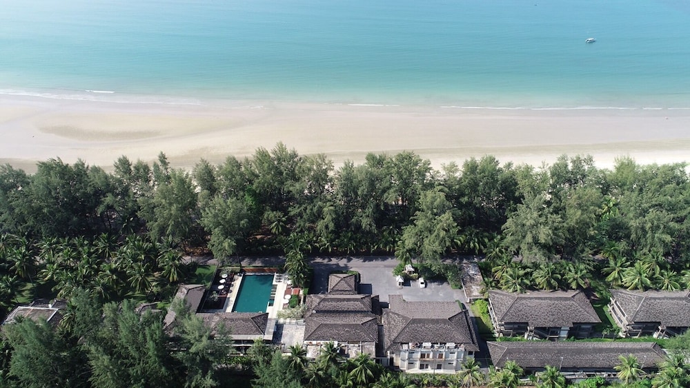 Grand Southsea Khaolak Beach Resort, Singapore