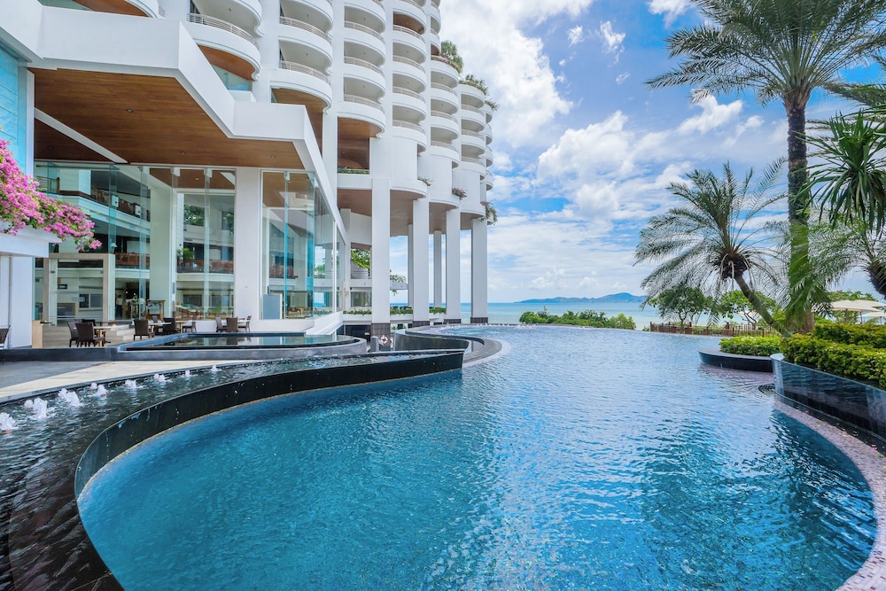 Royal Cliff Grand Hotel, Singapore